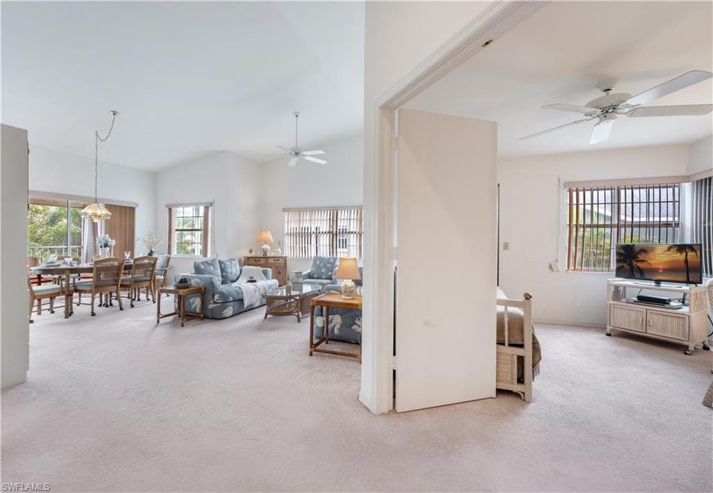 2141 Tama Cir 202, Naples, FL 34112-6