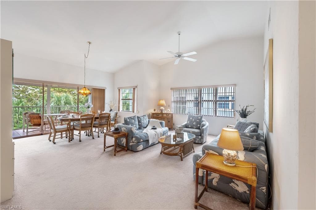 2141 Tama Cir 202, Naples, FL 34112-7