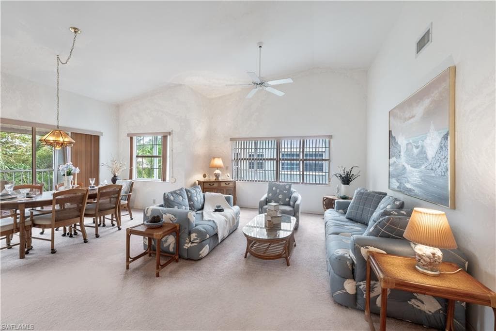 2141 Tama Cir 202, Naples, FL 34112-8