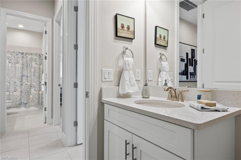 9650 Montelanico Loop 203, Naples, FL 34119-24