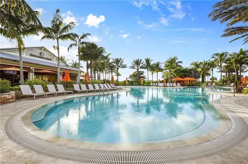 9650 Montelanico Loop 203, Naples, FL 34119-30
