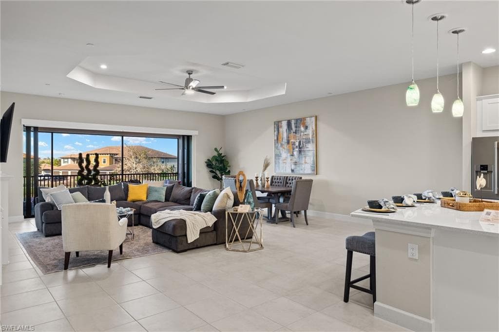 9650 Montelanico Loop 203, Naples, FL 34119-8