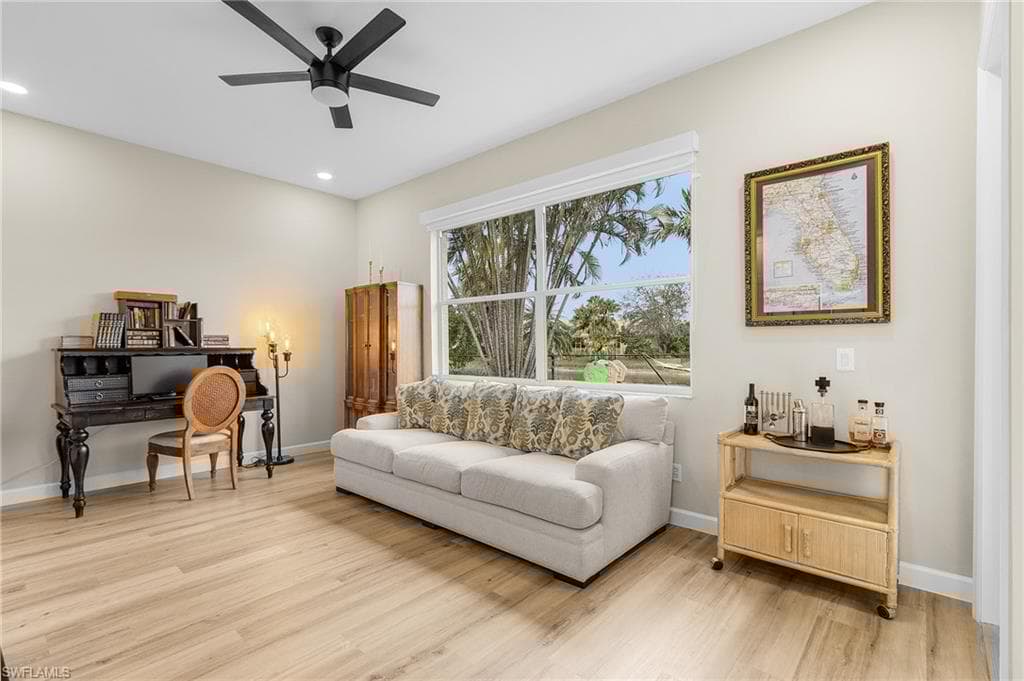 3423 Allegheny Ct, Naples, FL 34120-11