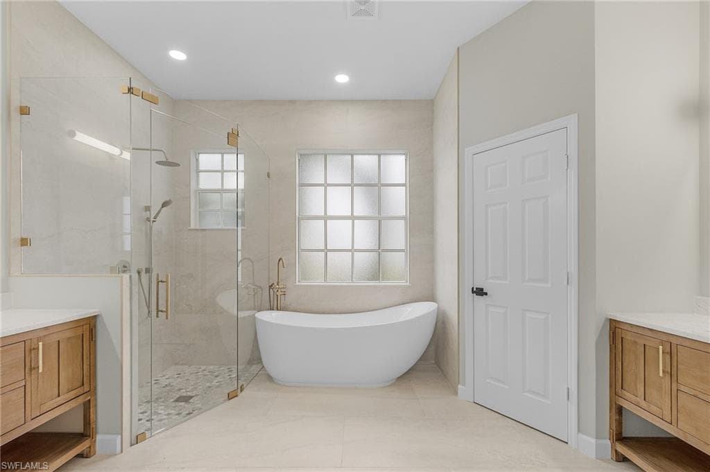 3423 Allegheny Ct, Naples, FL 34120-14