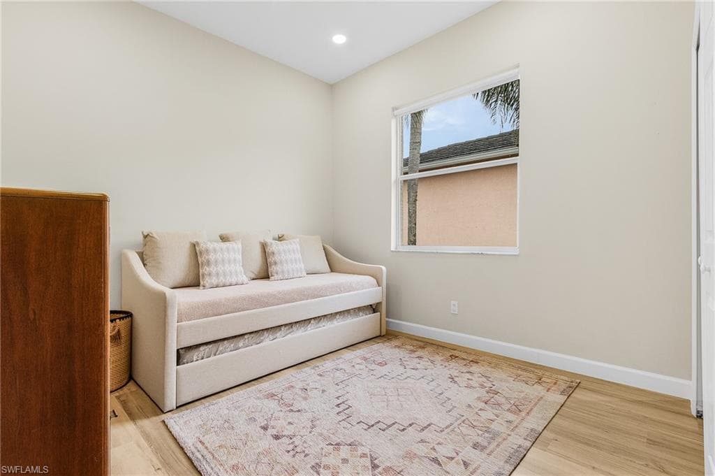 3423 Allegheny Ct, Naples, FL 34120-17