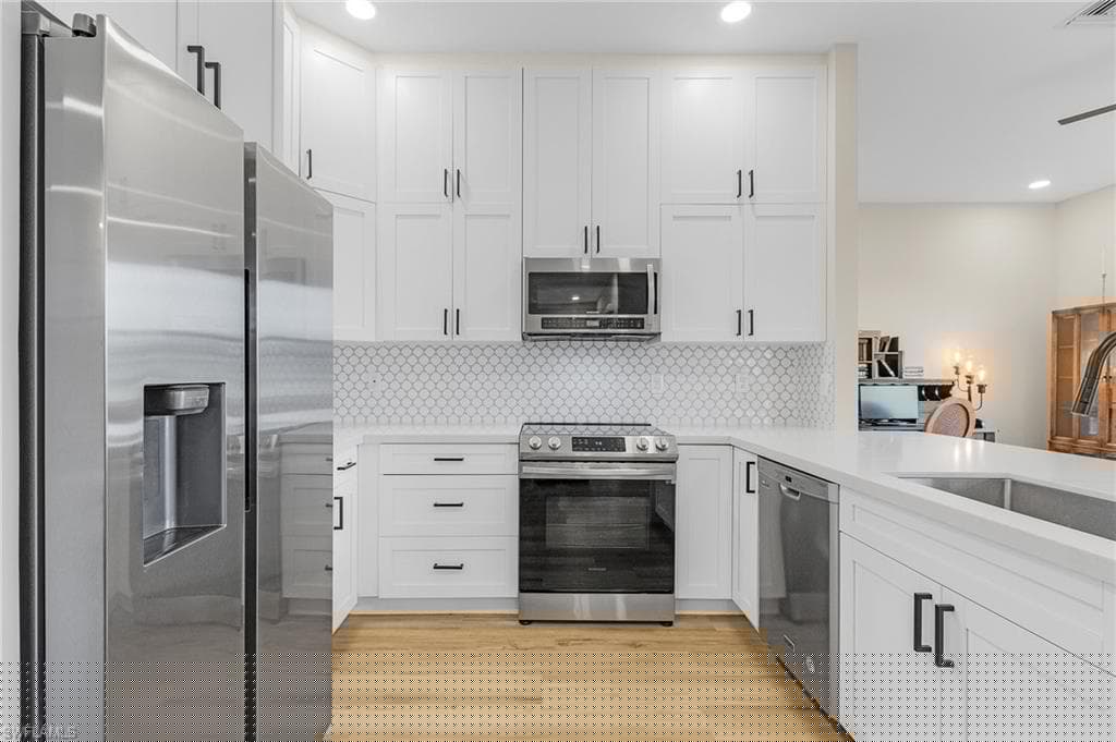 3423 Allegheny Ct, Naples, FL 34120-8