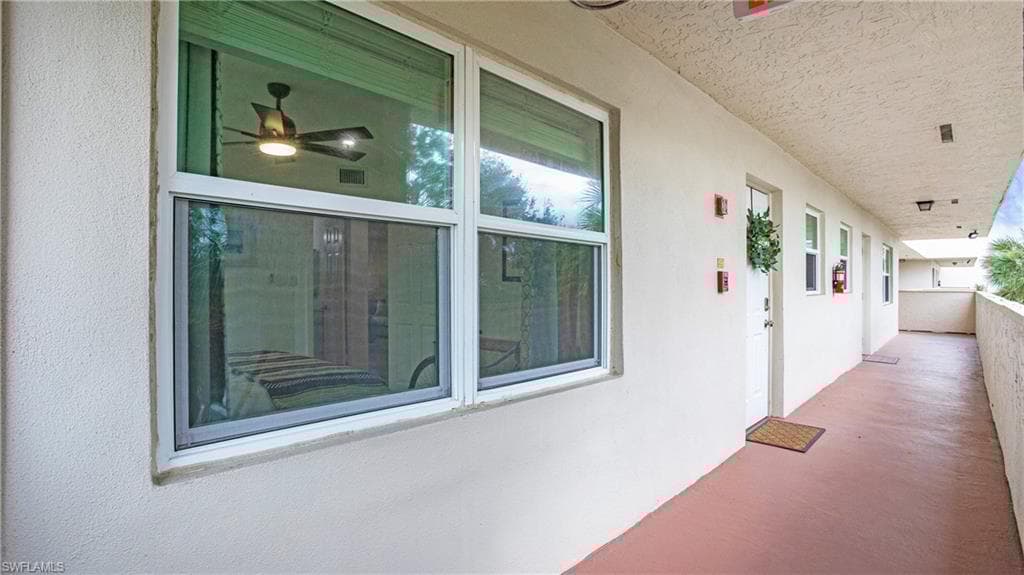501 Forest Lakes Blvd 1-301, Naples, FL 34105-25