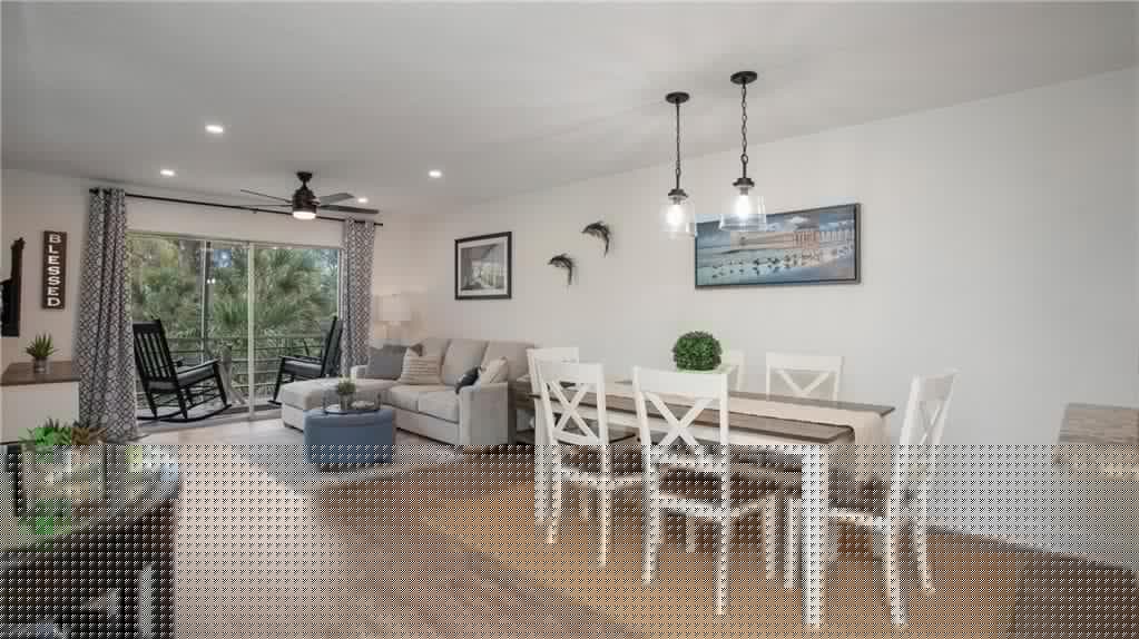 501 Forest Lakes Blvd 1-301, Naples, FL 34105-8