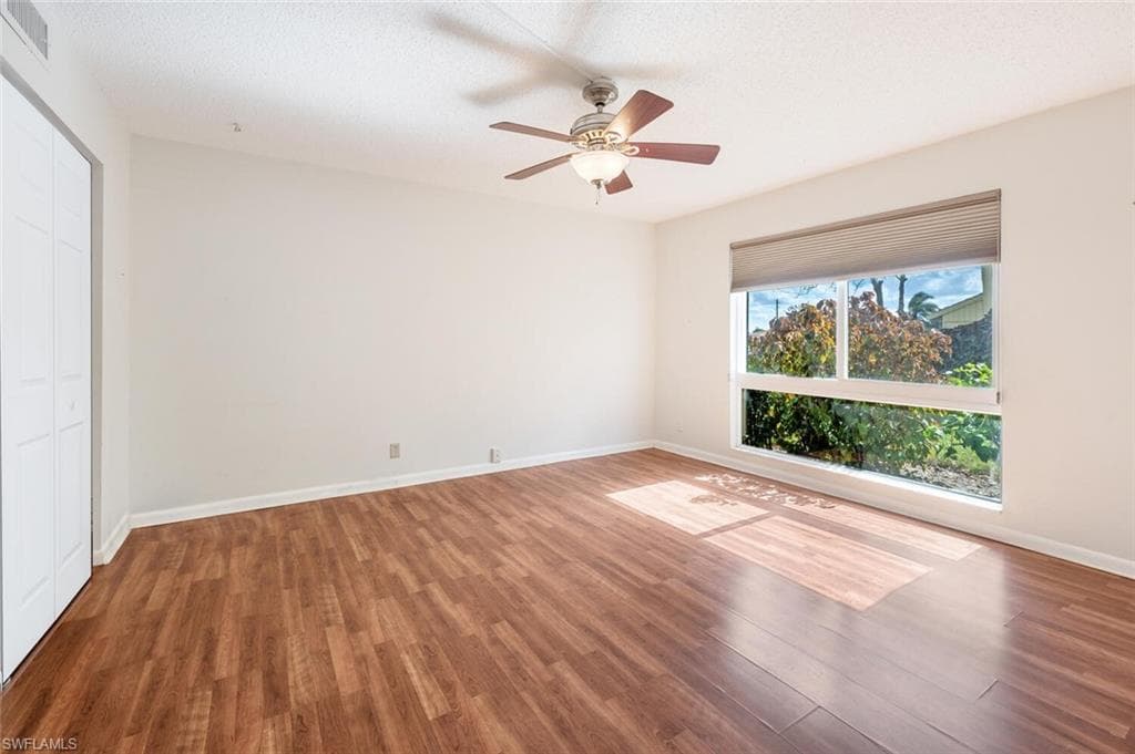 355 Palm Dr 1, Naples, FL 34112-12