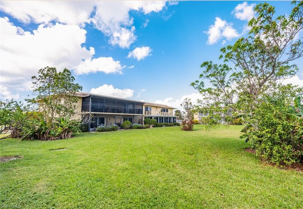 355 Palm Dr 1, Naples, FL 34112-18