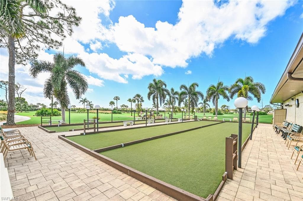 355 Palm Dr 1, Naples, FL 34112-21