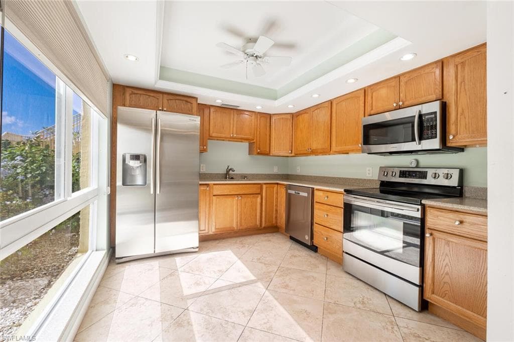 355 Palm Dr 1, Naples, FL 34112-5