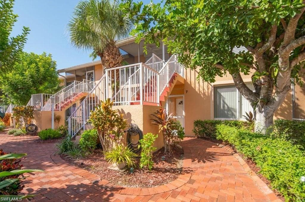 1655 Windy Pines Dr 2207, Naples, FL 34112-4