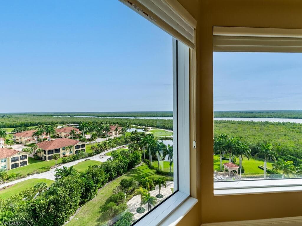 1060 Borghese Ln 802, Naples, FL 34114-9