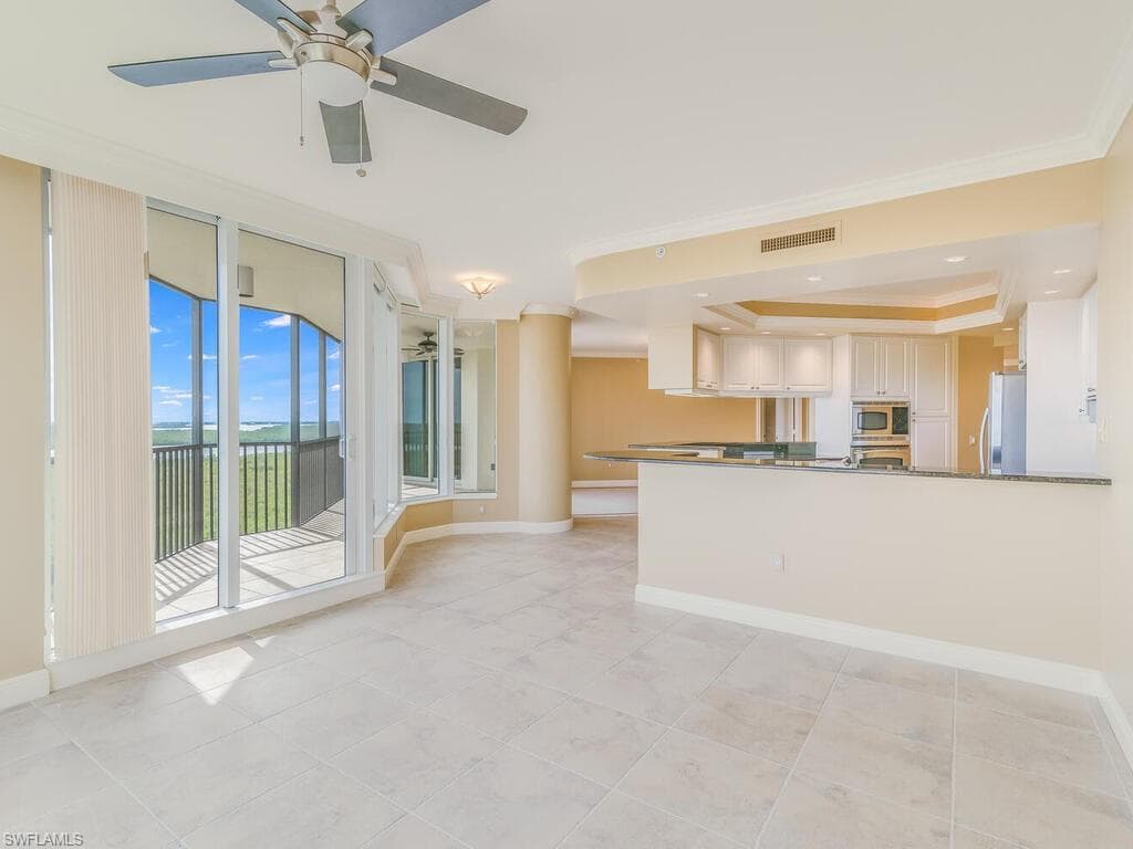 1060 Borghese Ln 802, Naples, FL 34114-15