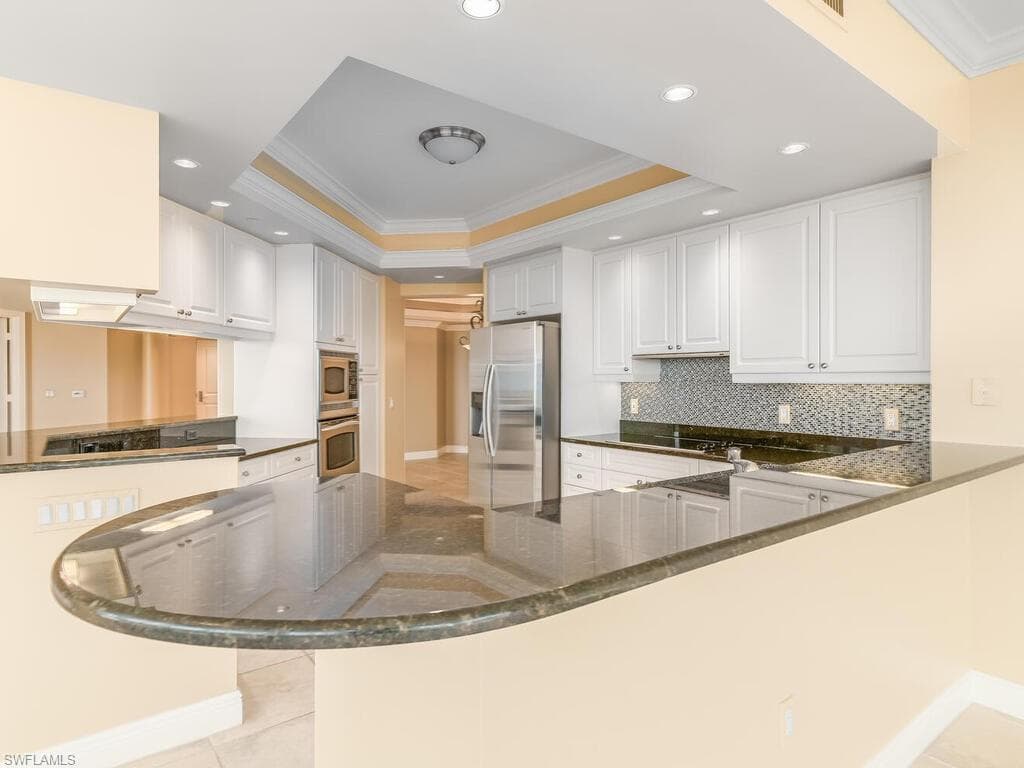 1060 Borghese Ln 802, Naples, FL 34114-16