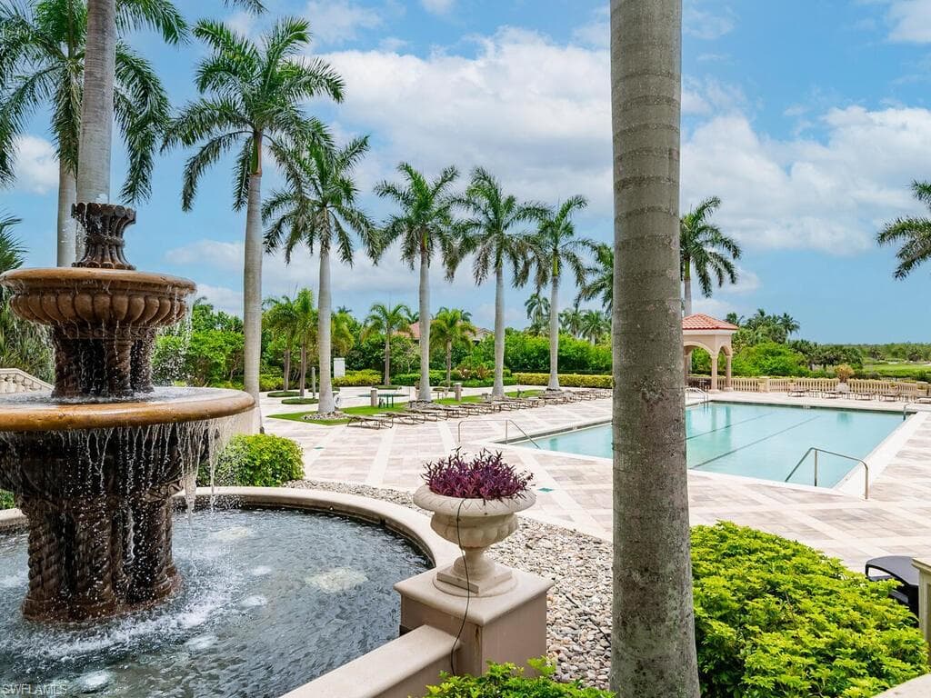1060 Borghese Ln 802, Naples, FL 34114-33