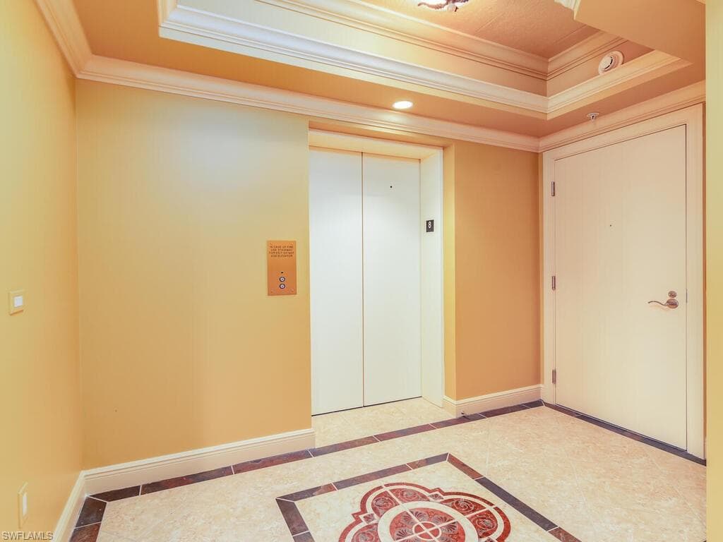 1060 Borghese Ln 802, Naples, FL 34114-5