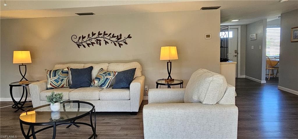 720 Teryl Rd 2082, Naples, FL 34112-5
