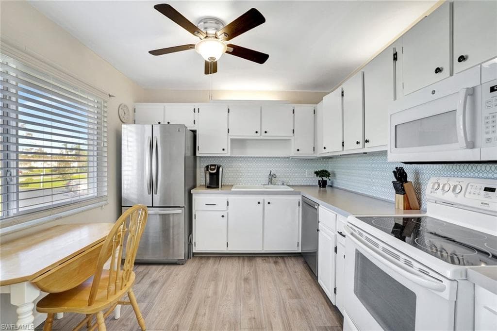 720 Teryl Rd 2082, Naples, FL 34112-8