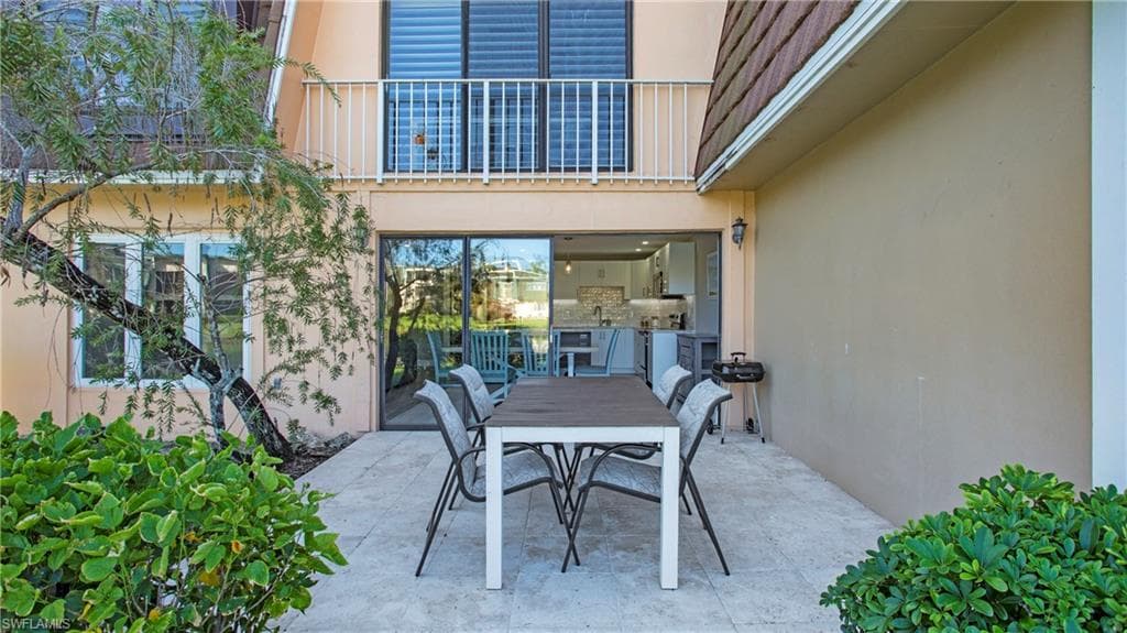 425 Meadowlark Ln 425a, Naples, FL 34105-11