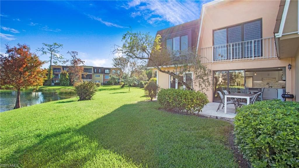 425 Meadowlark Ln 425a, Naples, FL 34105-12