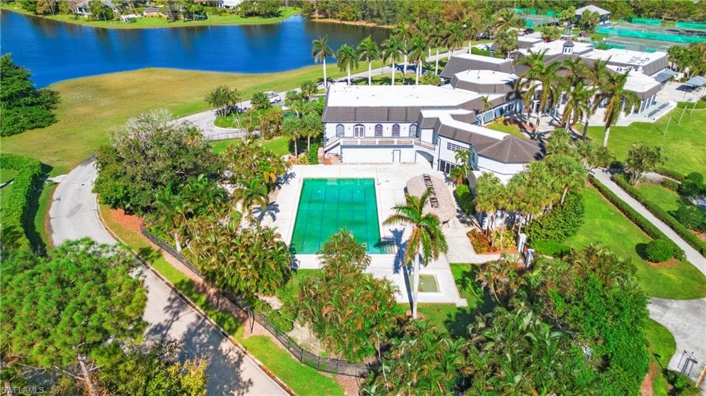 425 Meadowlark Ln 425a, Naples, FL 34105-40