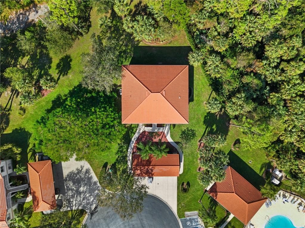 620 Luisa Ct 803-1, Naples, FL 34104-28