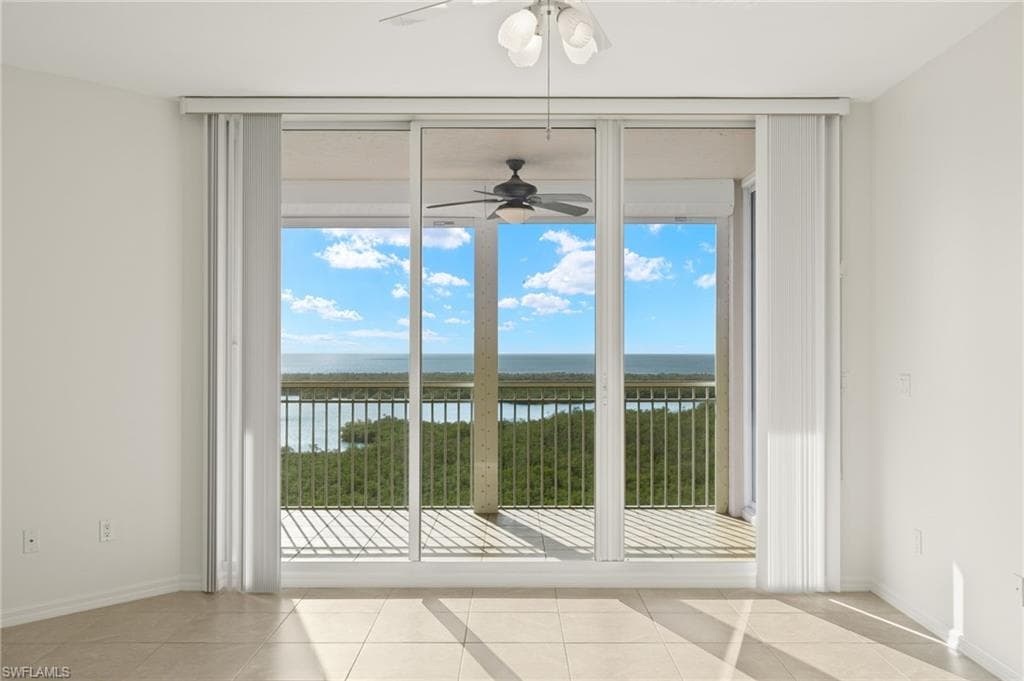 1001 Arbor Lake Dr 1003, Naples, FL 34110-17