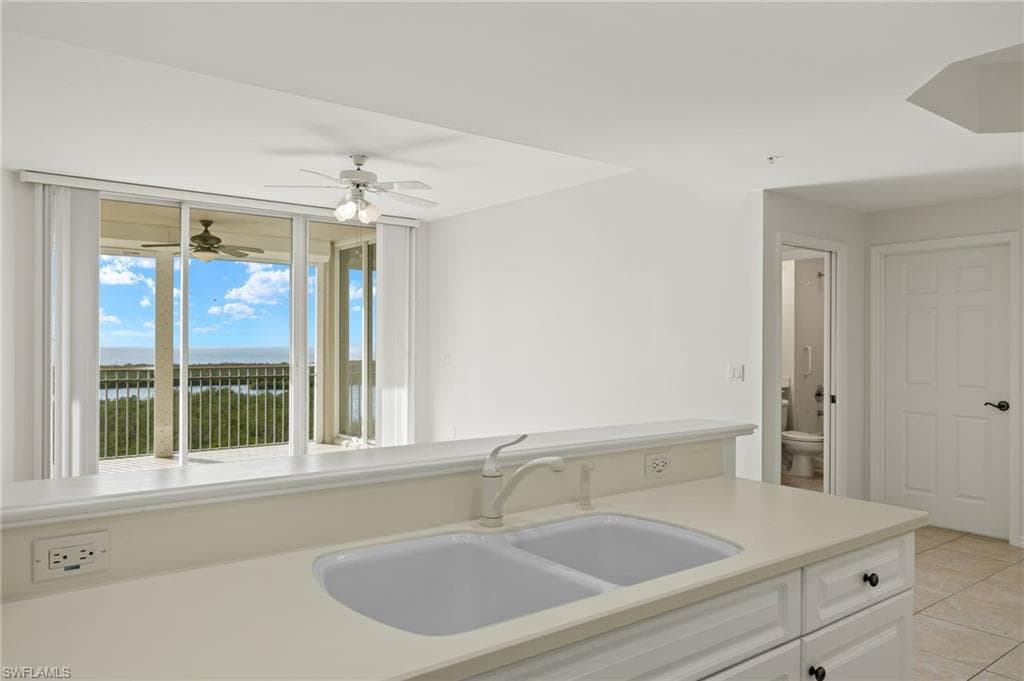 1001 Arbor Lake Dr 1003, Naples, FL 34110-20