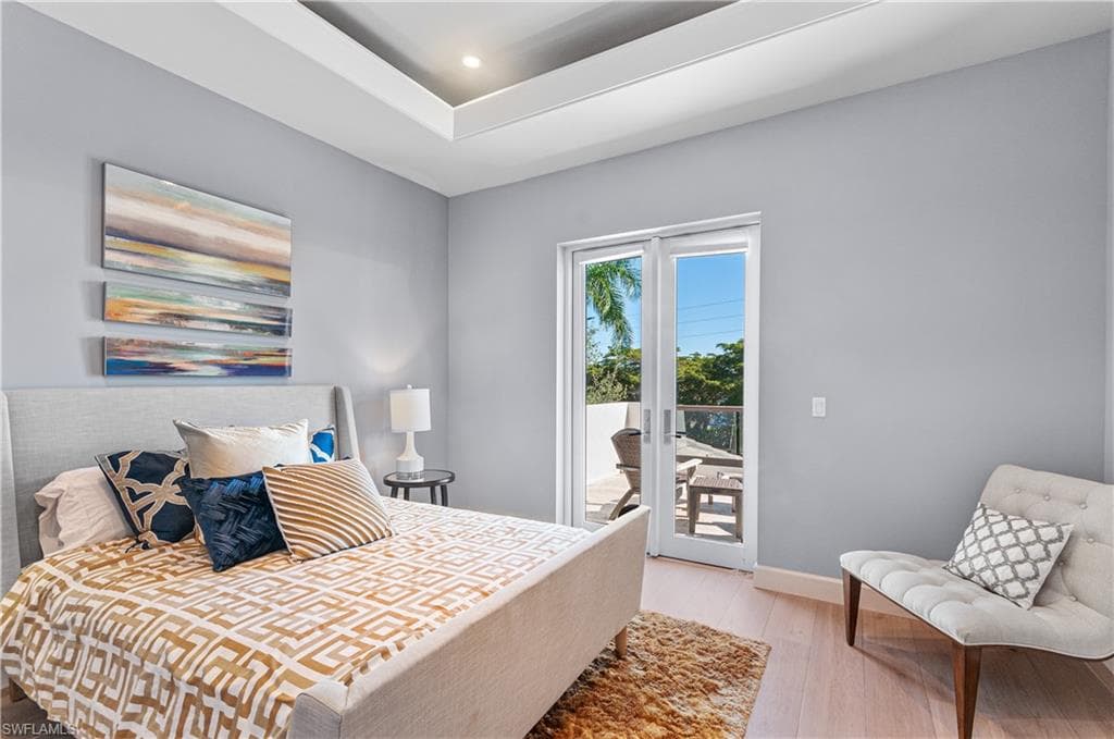 875 Wedge Dr, Naples, FL 34103-15