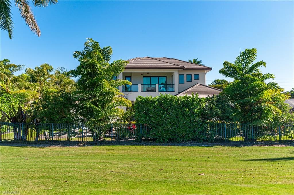 875 Wedge Dr, Naples, FL 34103-21