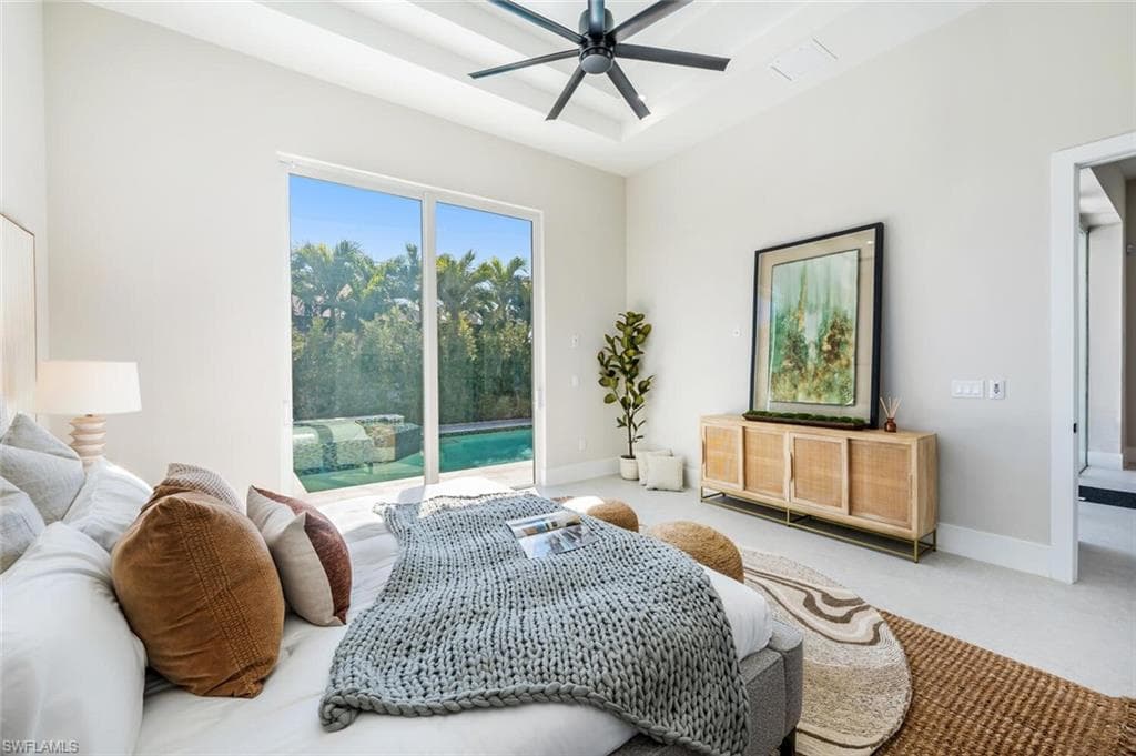 522 98th Ave N, Naples, FL 34108-18