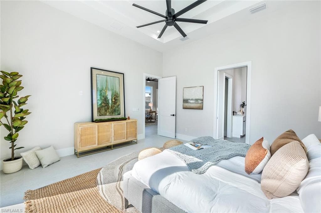 522 98th Ave N, Naples, FL 34108-19