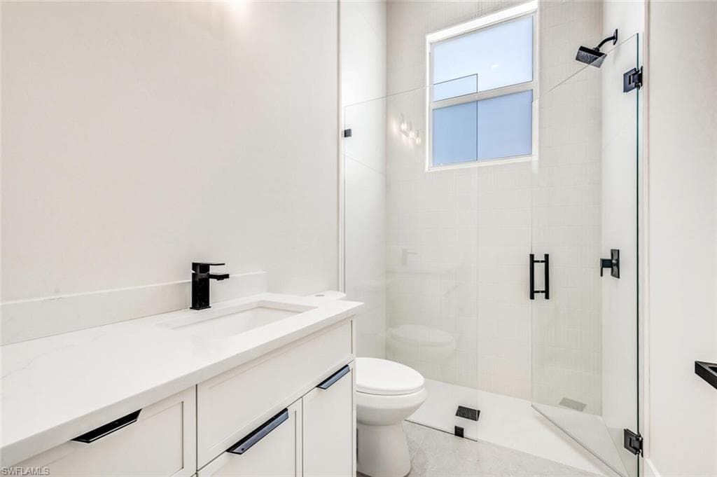 522 98th Ave N, Naples, FL 34108-28