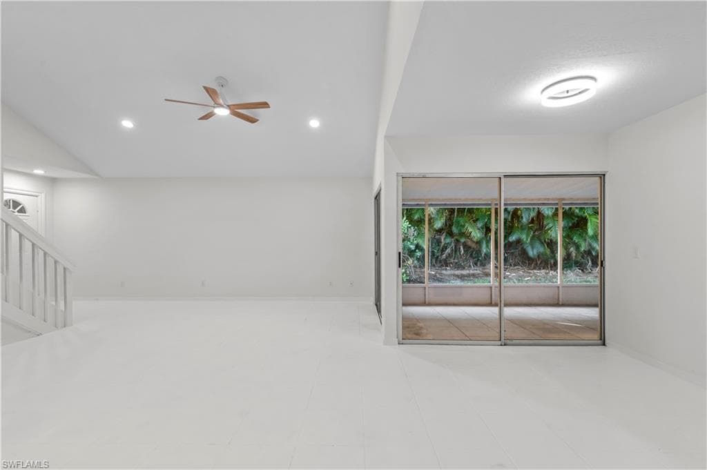 3352 Timberwood Cir, Naples, FL 34105-16