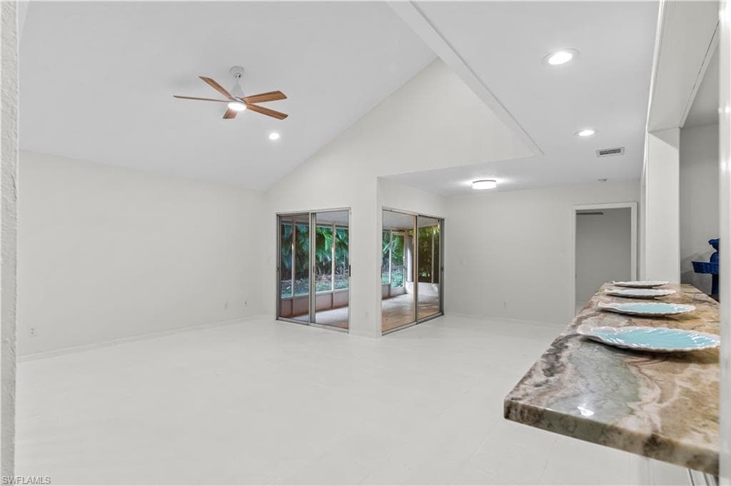 3352 Timberwood Cir, Naples, FL 34105-18