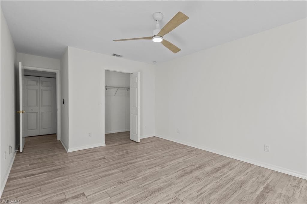 3352 Timberwood Cir, Naples, FL 34105-22