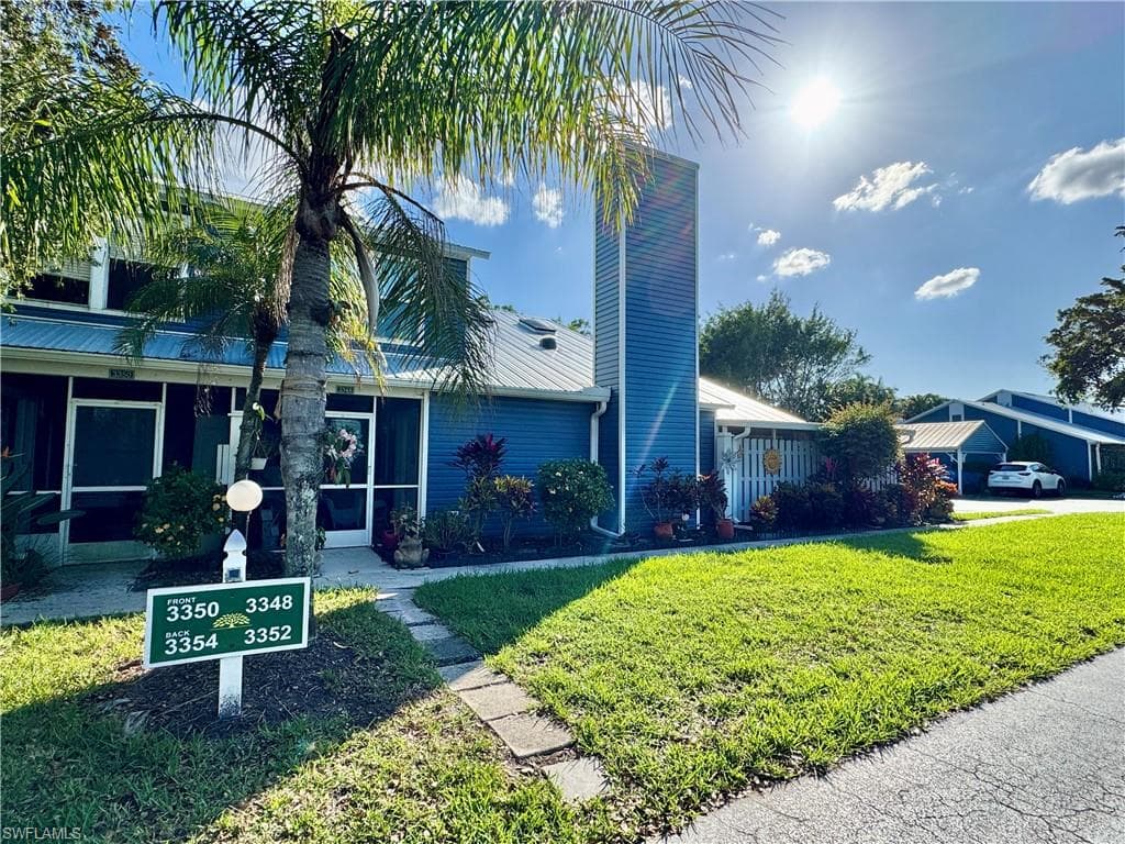 3352 Timberwood Cir, Naples, FL 34105-8