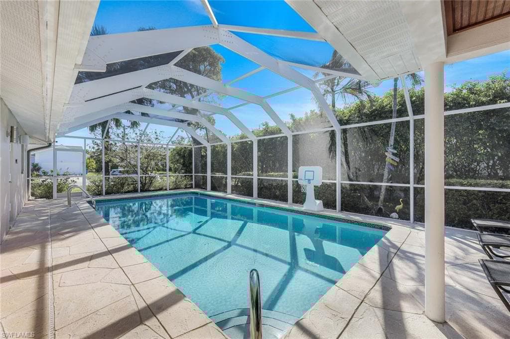 730 Amber Dr, Marco Island, FL 34145-24