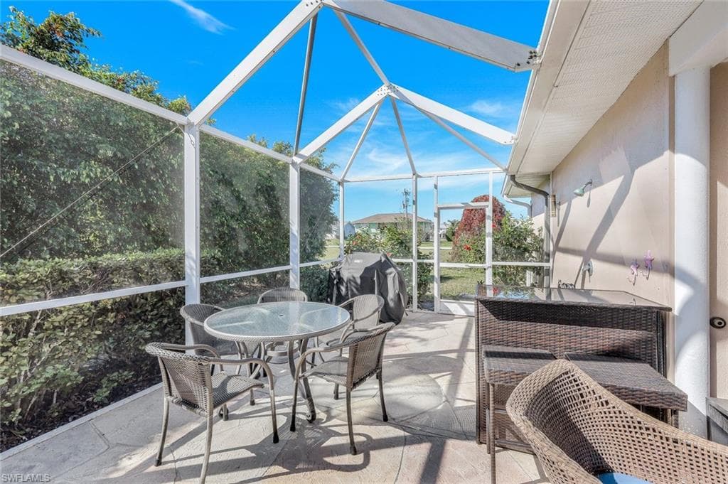 730 Amber Dr, Marco Island, FL 34145-27