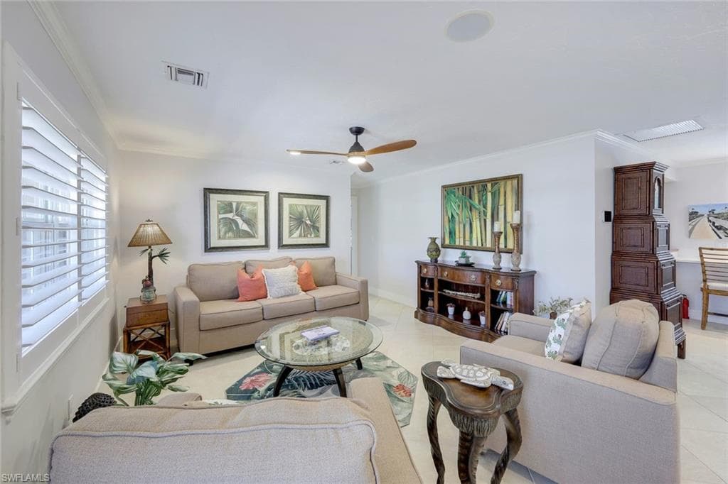 730 Amber Dr, Marco Island, FL 34145-3