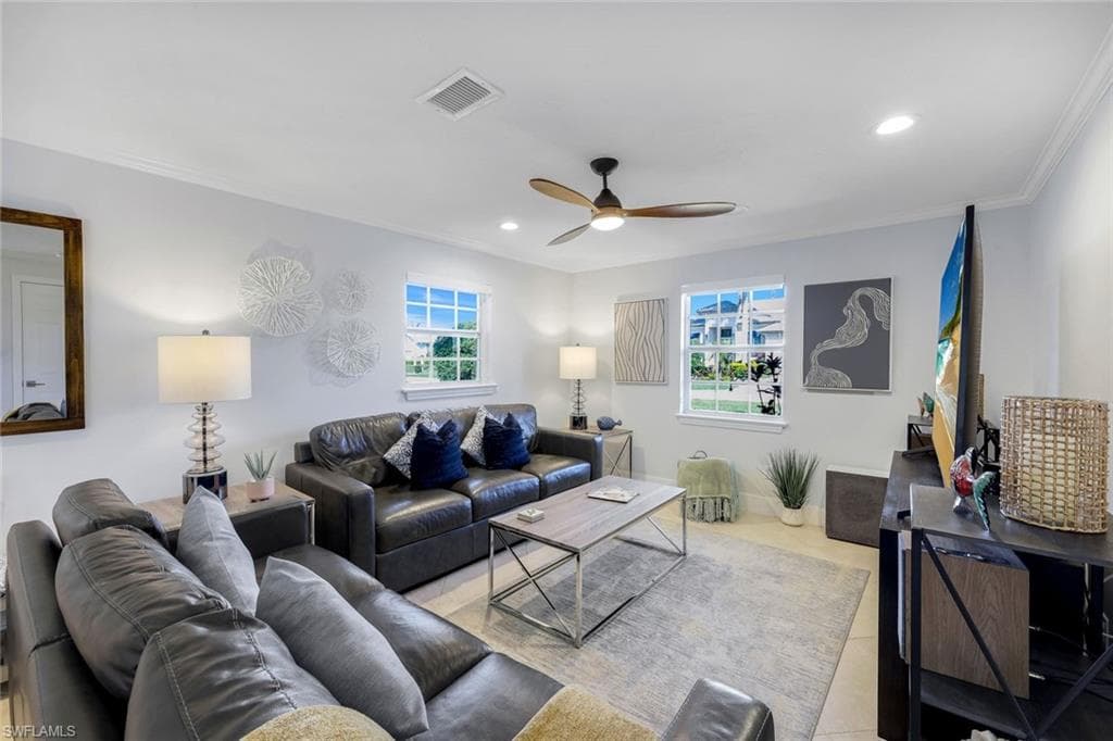 730 Amber Dr, Marco Island, FL 34145-8