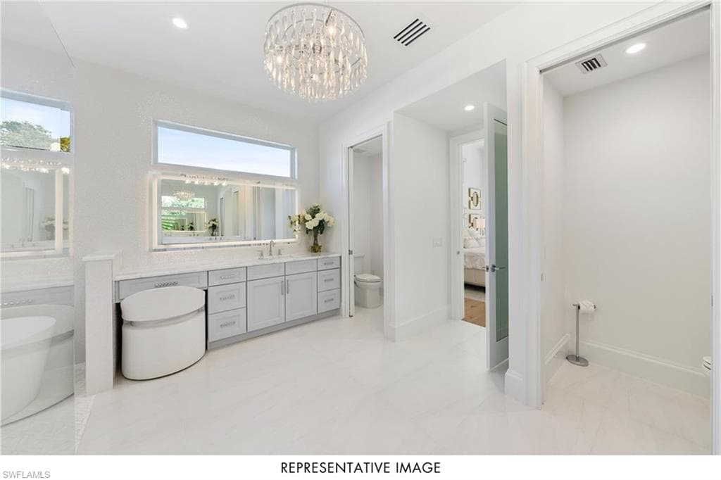 1105 Hollygate Ln, Naples, FL 34103-10