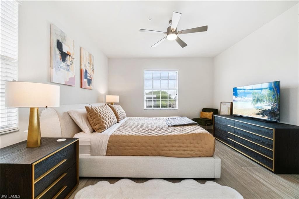 1540 Blue Point Ave 201, Naples, FL 34102-26