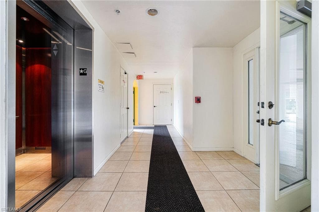 1540 Blue Point Ave 201, Naples, FL 34102-42