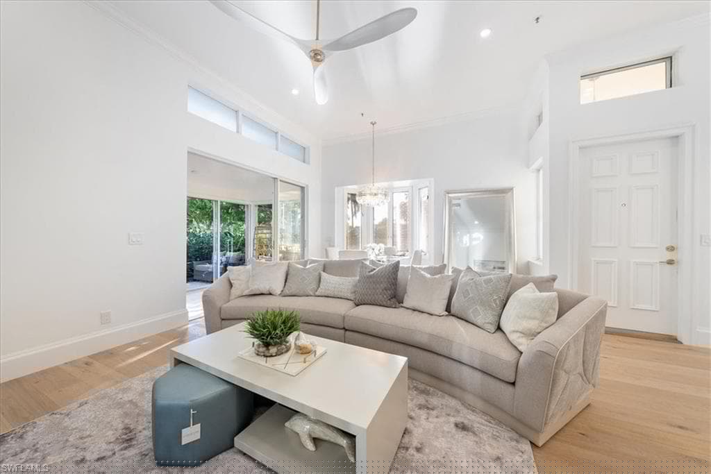 3624 Belair Ln 13, Naples, FL 34103-15