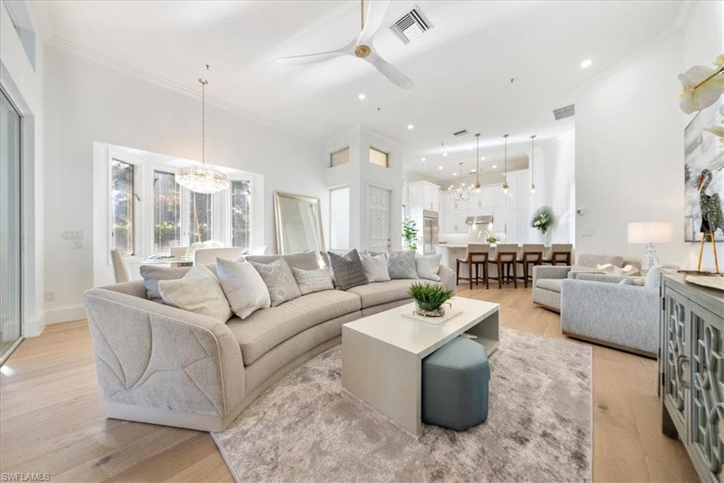3624 Belair Ln 13, Naples, FL 34103-1