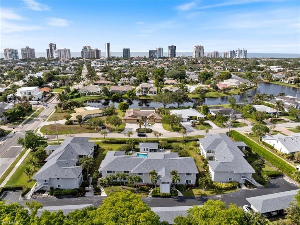 725 Neapolitan Way 725, Naples, FL 34103-28