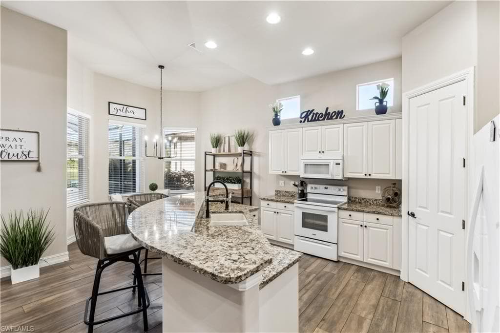 7821 Ashton Rd, Naples, FL 34113-10